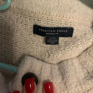 Crème American Eagle Sweater